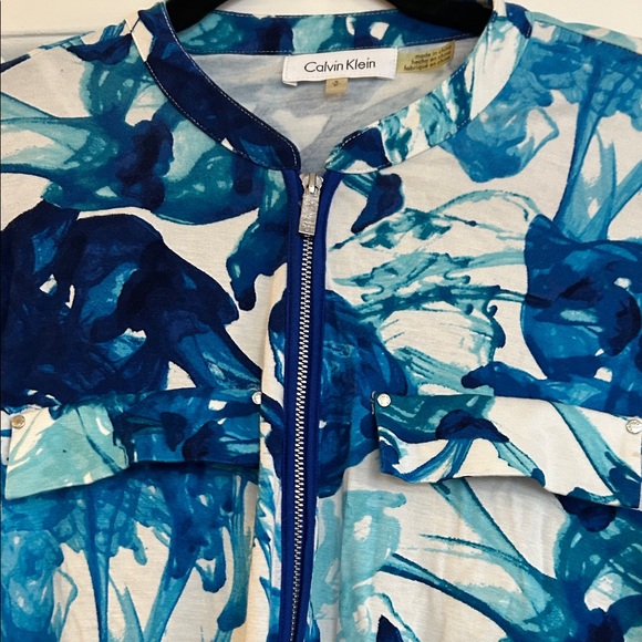 Calvin Klein Abstract Blue and White Blouse - Picture 4 of 7